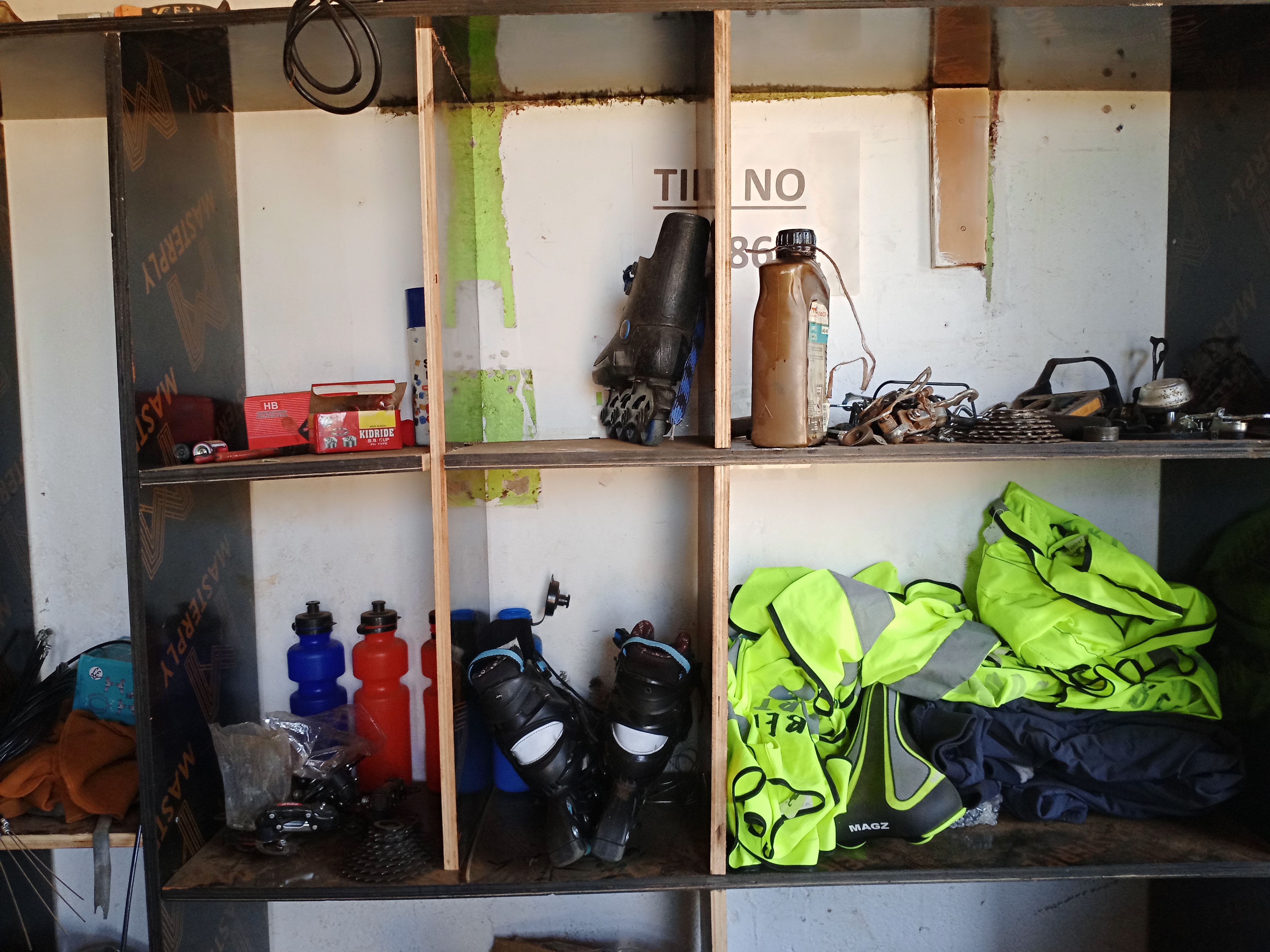 Bicycle servicing